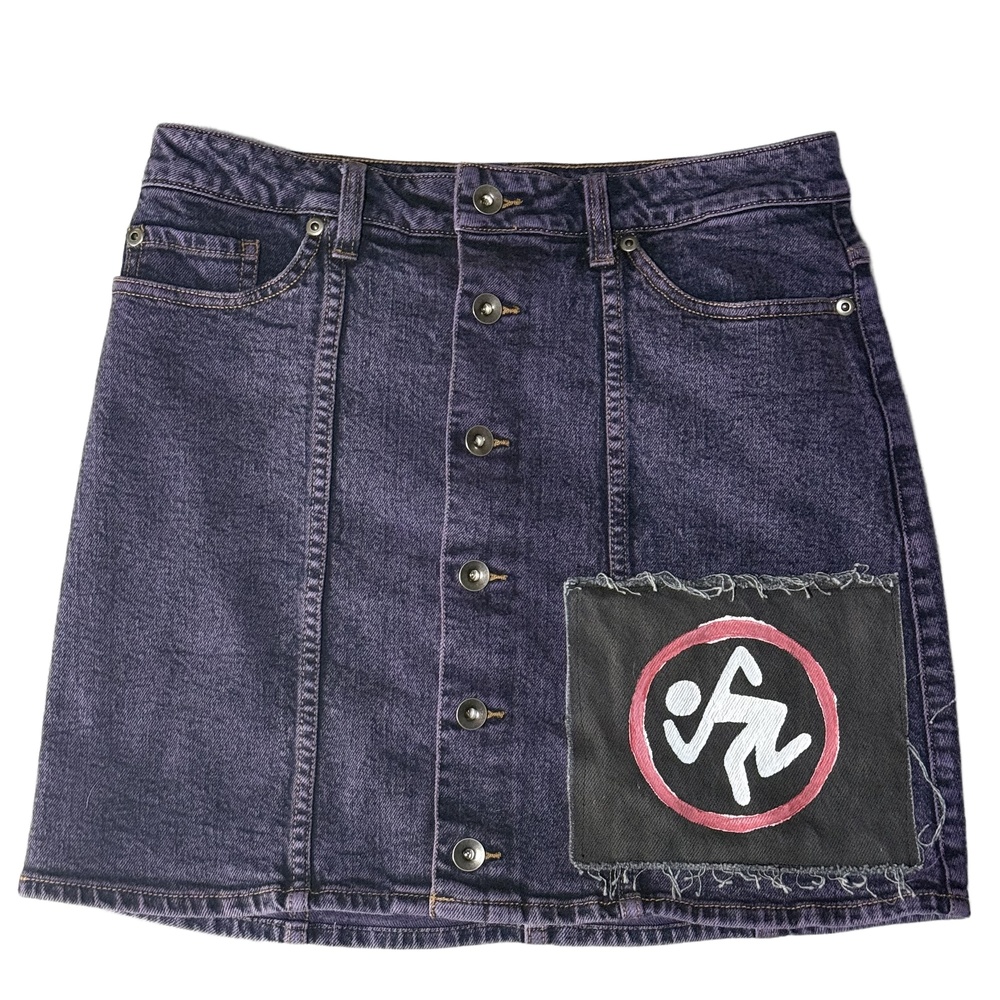 DRI Band Patch Denim Mini Skirt Womens Medium Grunge Style Dark Wash